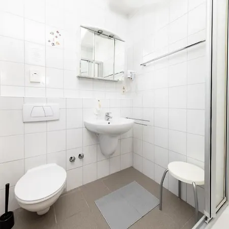 Отель Ehlers 3*